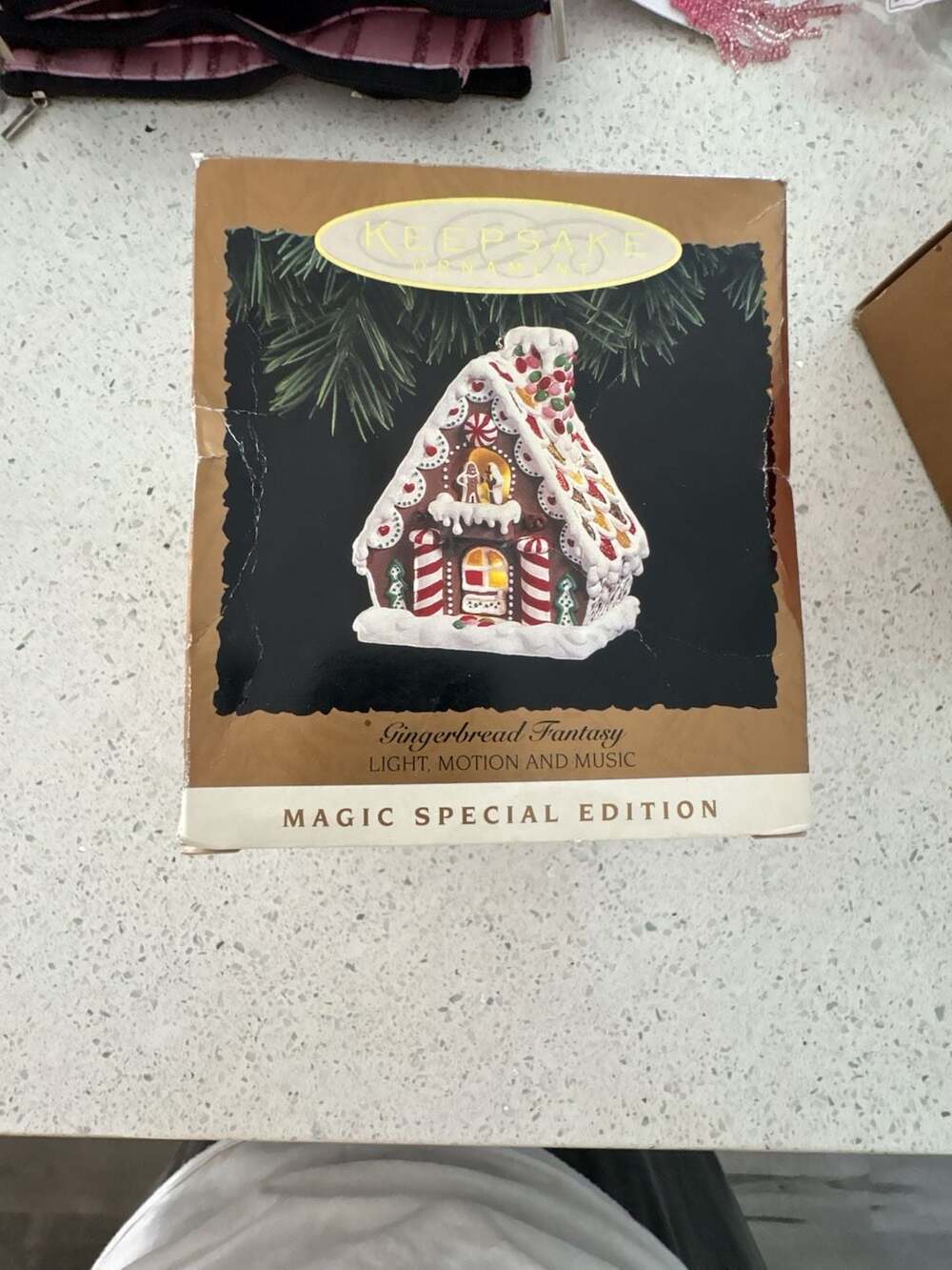 New Hallmark Keepsake Ornament Gingerbread Fantasy Light Motion And Music 1994
N